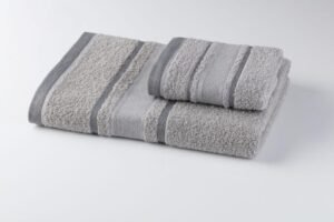 Gris