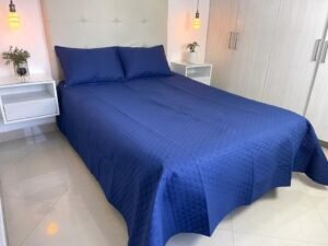 Azul Oscuro