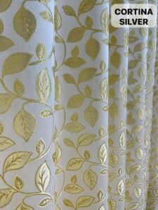 CORTINA CON ARGOLLA EN TELA BRILLANTE