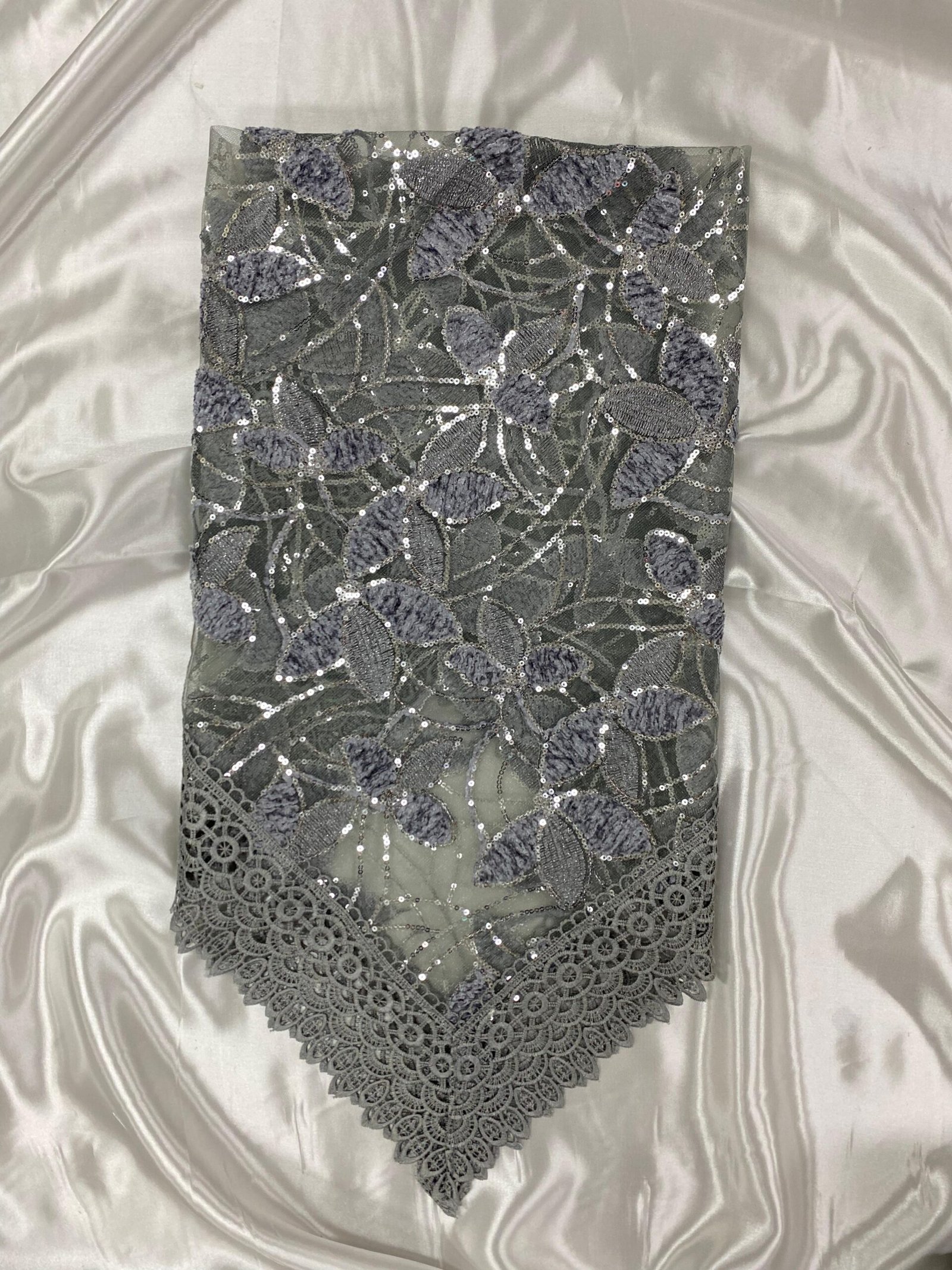 Hover de CARPETAS BORDADAS ELEGANTES PARA MESA ROMANTICA